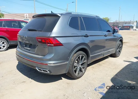 2022 Volkswagen Tiguan 2.0T Sel R-Line из США, поврежденный, VIN 3VV4B7AX0NM166962